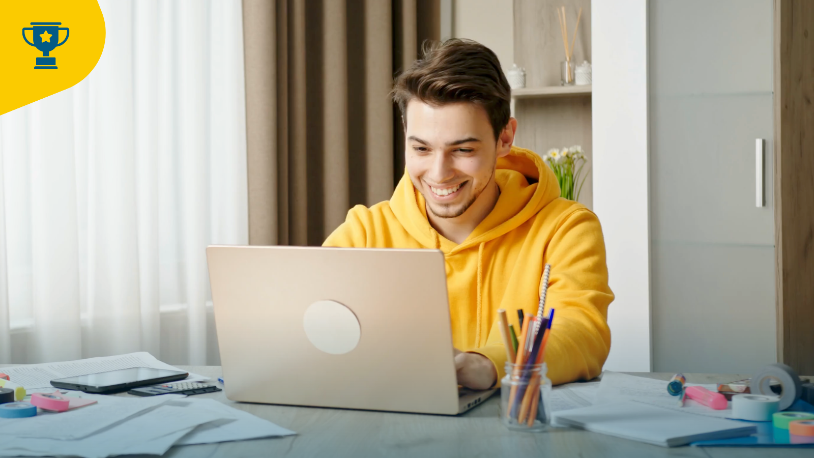 Advanced students bored in school can thrive with online learning, flexible pacing, and gifted programs at Achievement House that are designed to challenge advanced learners and keep them engaged. 